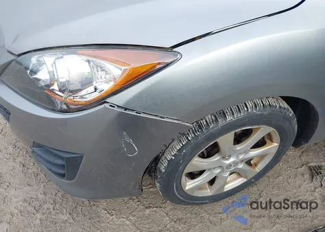 2010 Mazda Mazda3 I Touring z USA, uszkodzony, nr VIN JM1BL1SG3A1223032